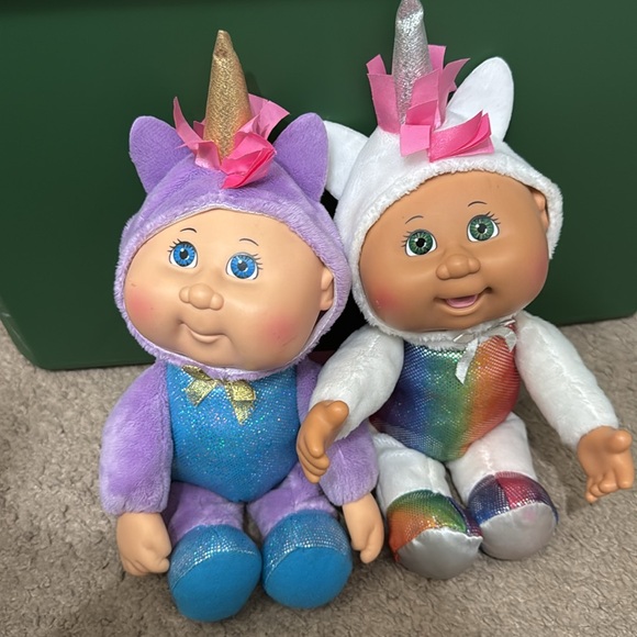 Unicorn cabbage patch dolls 💚🖤 - Picture 2 of 2